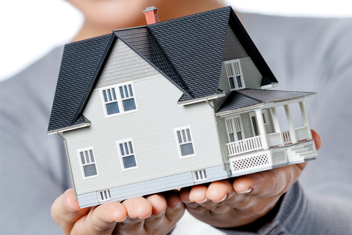 【危険？】サラリーマンが不動産投資に向いている6つの理由と注意点